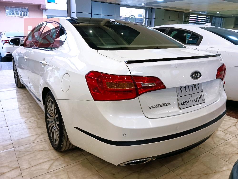 Kia Cadenza